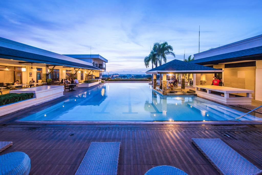 L'Fisher Hotel Bacolod Exterior foto